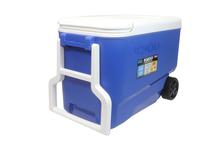 55000260 Hielera azul con llantas y agarradera igloo 34482 capacidad 35.9Lt-53latas